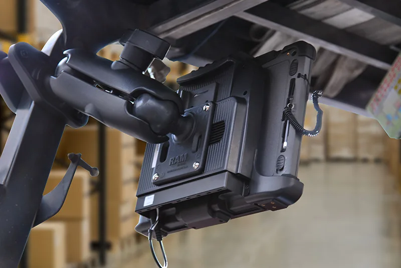 Casi Above-Net - Tablet robusti nei carrelli elevatori