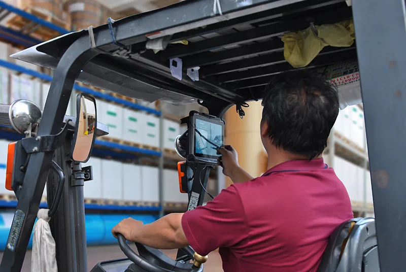 Casi Above-Net - Tablet robusti nei carrelli elevatori